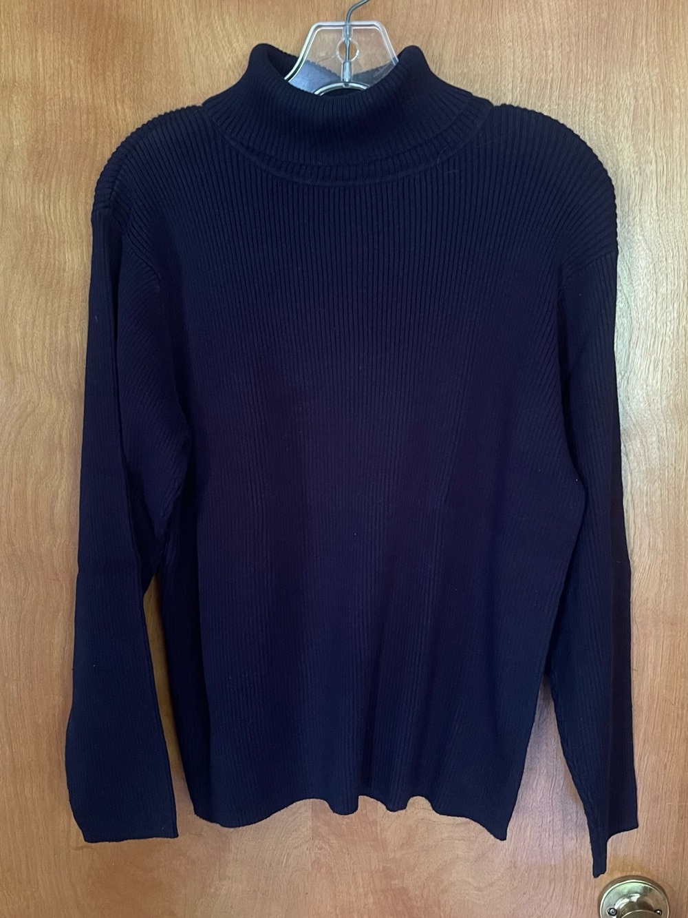 Liz Claiborne NAVY BLUE Ribbed Turtleneck Sweater